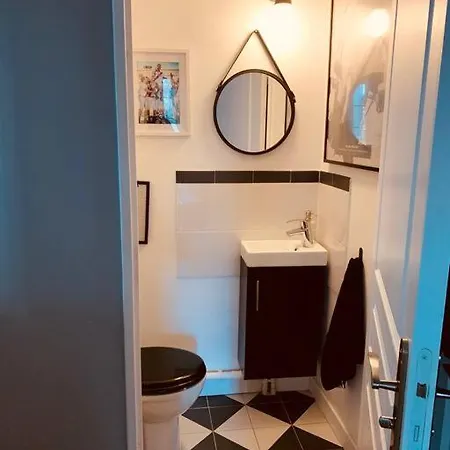F3 Moderne, Un Petit Paradis A Paris !